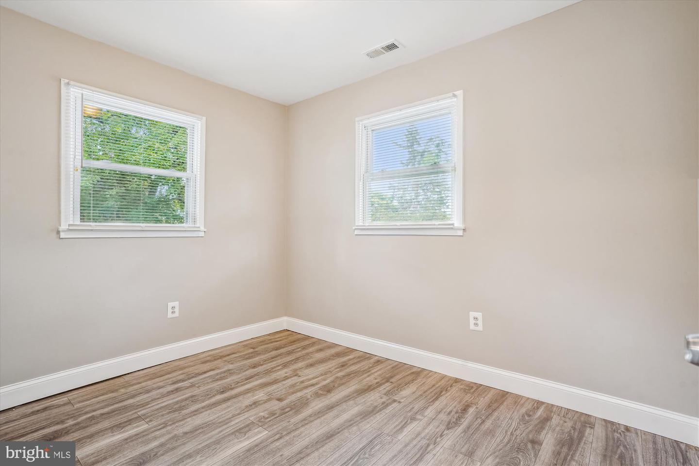 14313 RANDALL DR, WOODBRIDGE, Virginia 22191, 3 Bedrooms Bedrooms, ,2 BathroomsBathrooms,Residential,For sale,14313 RANDALL DR,VAPW2095132 MLS # VAPW2095132