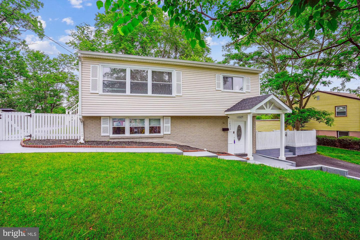 14313 RANDALL DR, WOODBRIDGE, Virginia 22191, 3 Bedrooms Bedrooms, ,2 BathroomsBathrooms,Residential,For sale,14313 RANDALL DR,VAPW2095132 MLS # VAPW2095132