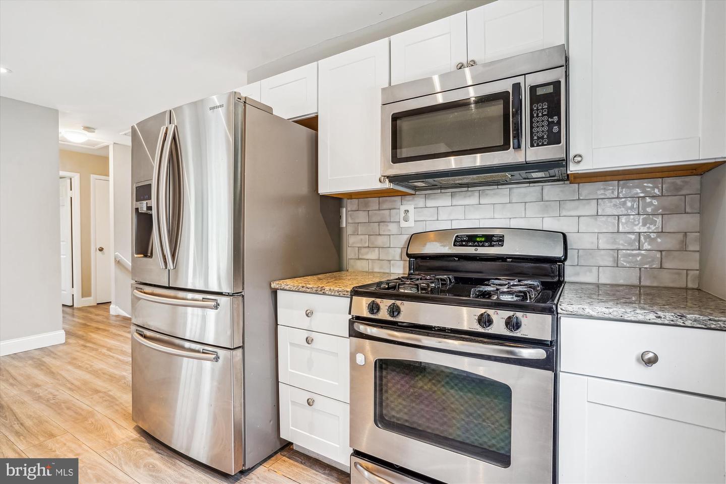 14313 RANDALL DR, WOODBRIDGE, Virginia 22191, 3 Bedrooms Bedrooms, ,2 BathroomsBathrooms,Residential,For sale,14313 RANDALL DR,VAPW2095132 MLS # VAPW2095132