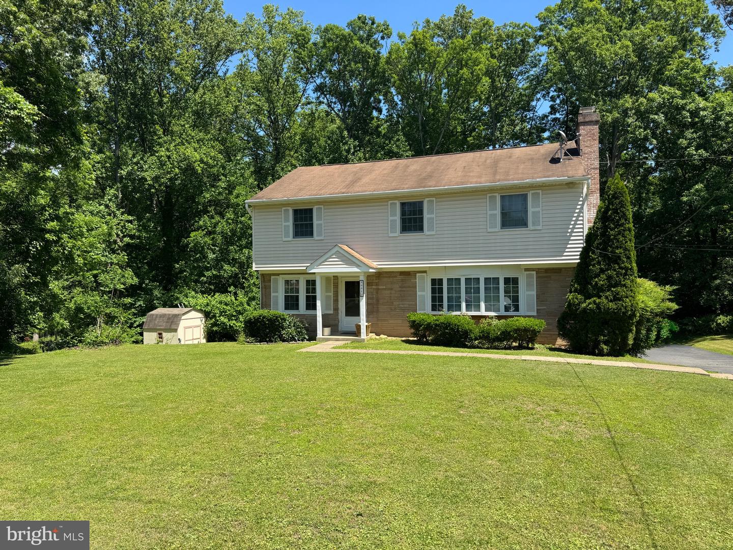3901 GLENBROOK RD, FAIRFAX, Virginia 22031, 4 Bedrooms Bedrooms, ,4 BathroomsBathrooms,Residential,For sale,3901 GLENBROOK RD,VAFX2242084 MLS # VAFX2242084