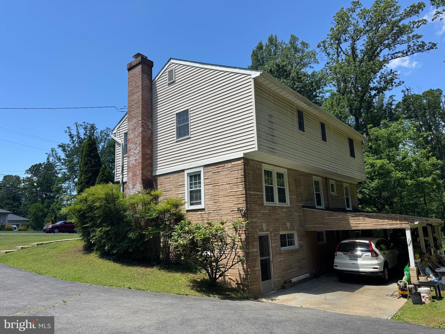 3901 GLENBROOK RD, FAIRFAX, Virginia 22031, 4 Bedrooms Bedrooms, ,4 BathroomsBathrooms,Residential,For sale,3901 GLENBROOK RD,VAFX2242084 MLS # VAFX2242084