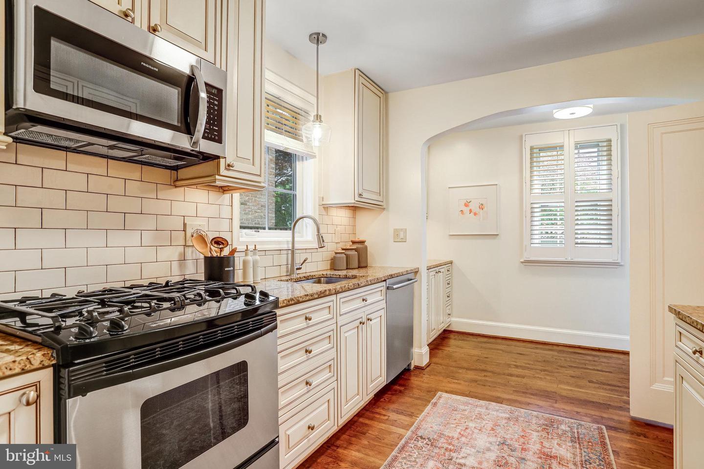 3103 OLIVER ST NW, WASHINGTON, District Of Columbia 20015, 4 Bedrooms Bedrooms, ,3 BathroomsBathrooms,Residential,For sale,3103 OLIVER ST NW,DCDC2201632 MLS # DCDC2201632