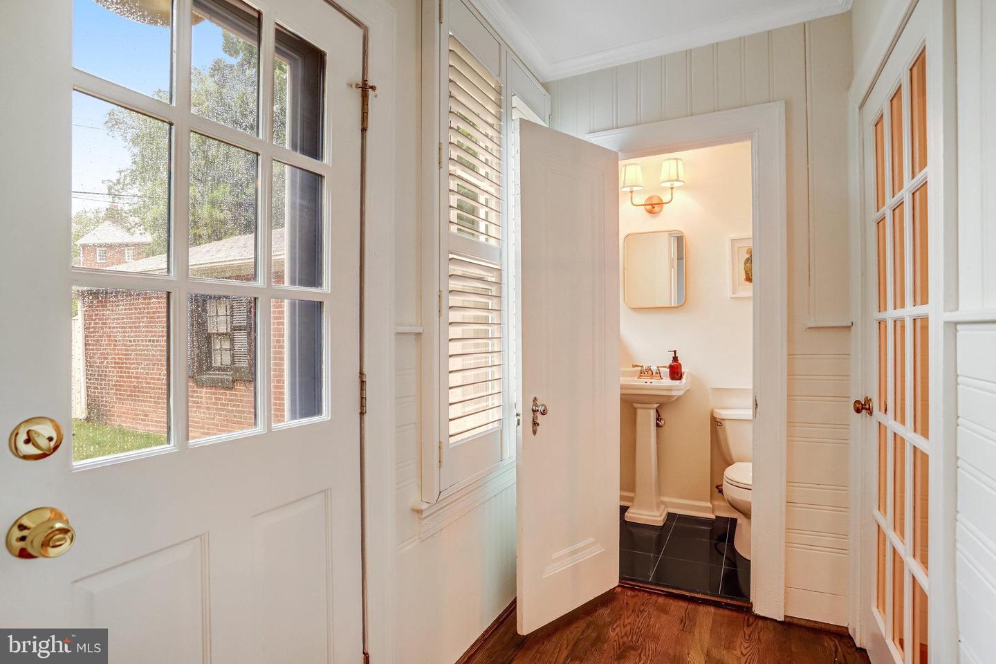 3103 OLIVER ST NW, WASHINGTON, District Of Columbia 20015, 4 Bedrooms Bedrooms, ,3 BathroomsBathrooms,Residential,For sale,3103 OLIVER ST NW,DCDC2201632 MLS # DCDC2201632