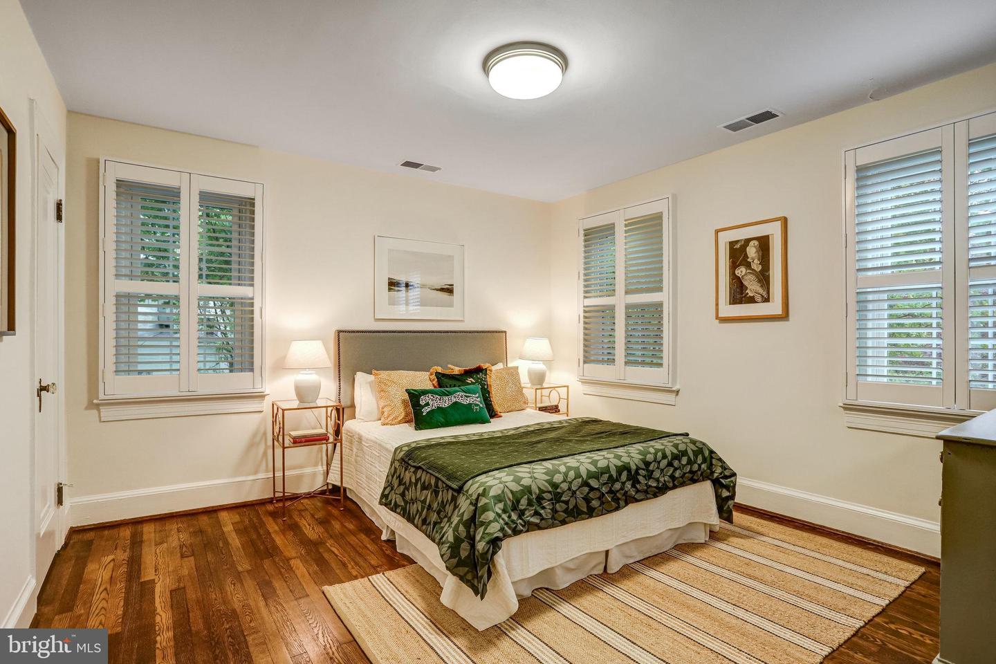 3103 OLIVER ST NW, WASHINGTON, District Of Columbia 20015, 4 Bedrooms Bedrooms, ,3 BathroomsBathrooms,Residential,For sale,3103 OLIVER ST NW,DCDC2201632 MLS # DCDC2201632