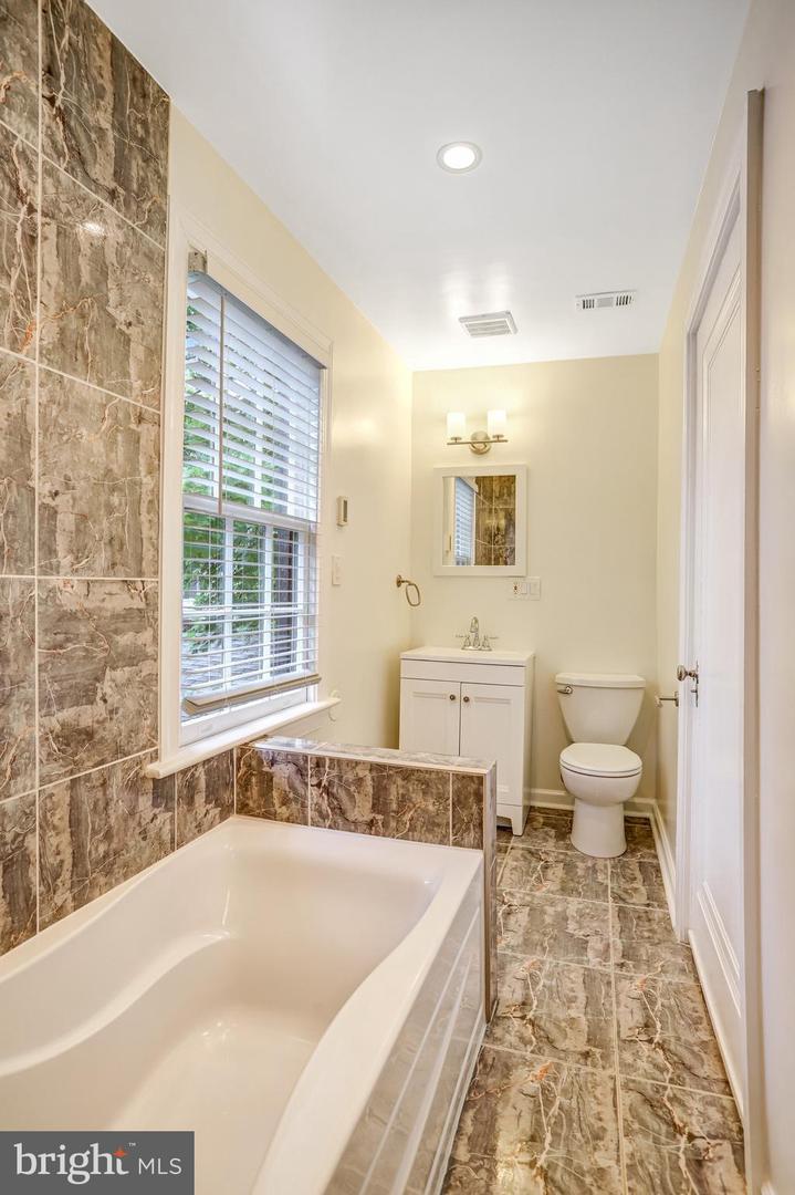 3103 OLIVER ST NW, WASHINGTON, District Of Columbia 20015, 4 Bedrooms Bedrooms, ,3 BathroomsBathrooms,Residential,For sale,3103 OLIVER ST NW,DCDC2201632 MLS # DCDC2201632
