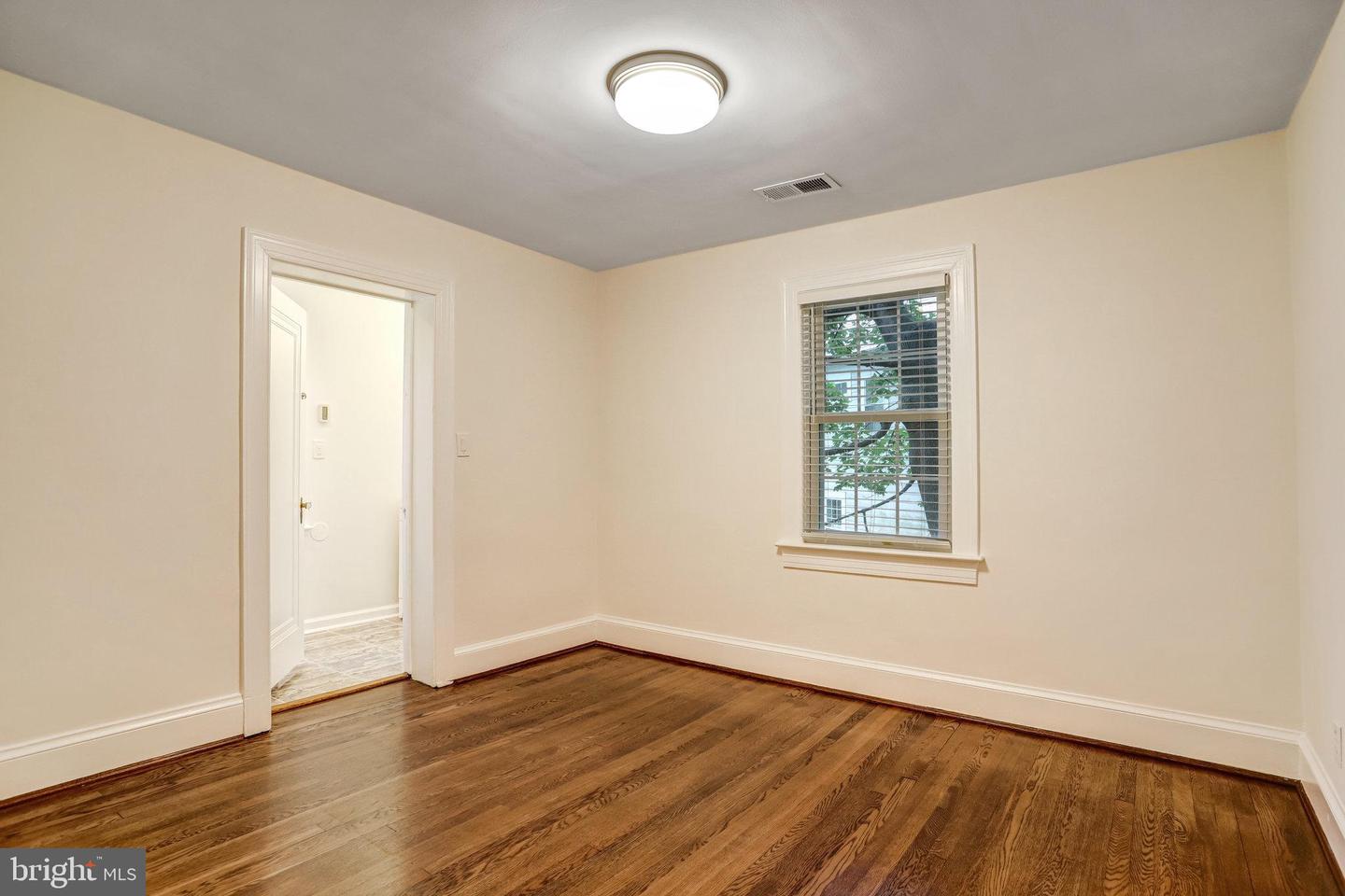 3103 OLIVER ST NW, WASHINGTON, District Of Columbia 20015, 4 Bedrooms Bedrooms, ,3 BathroomsBathrooms,Residential,For sale,3103 OLIVER ST NW,DCDC2201632 MLS # DCDC2201632
