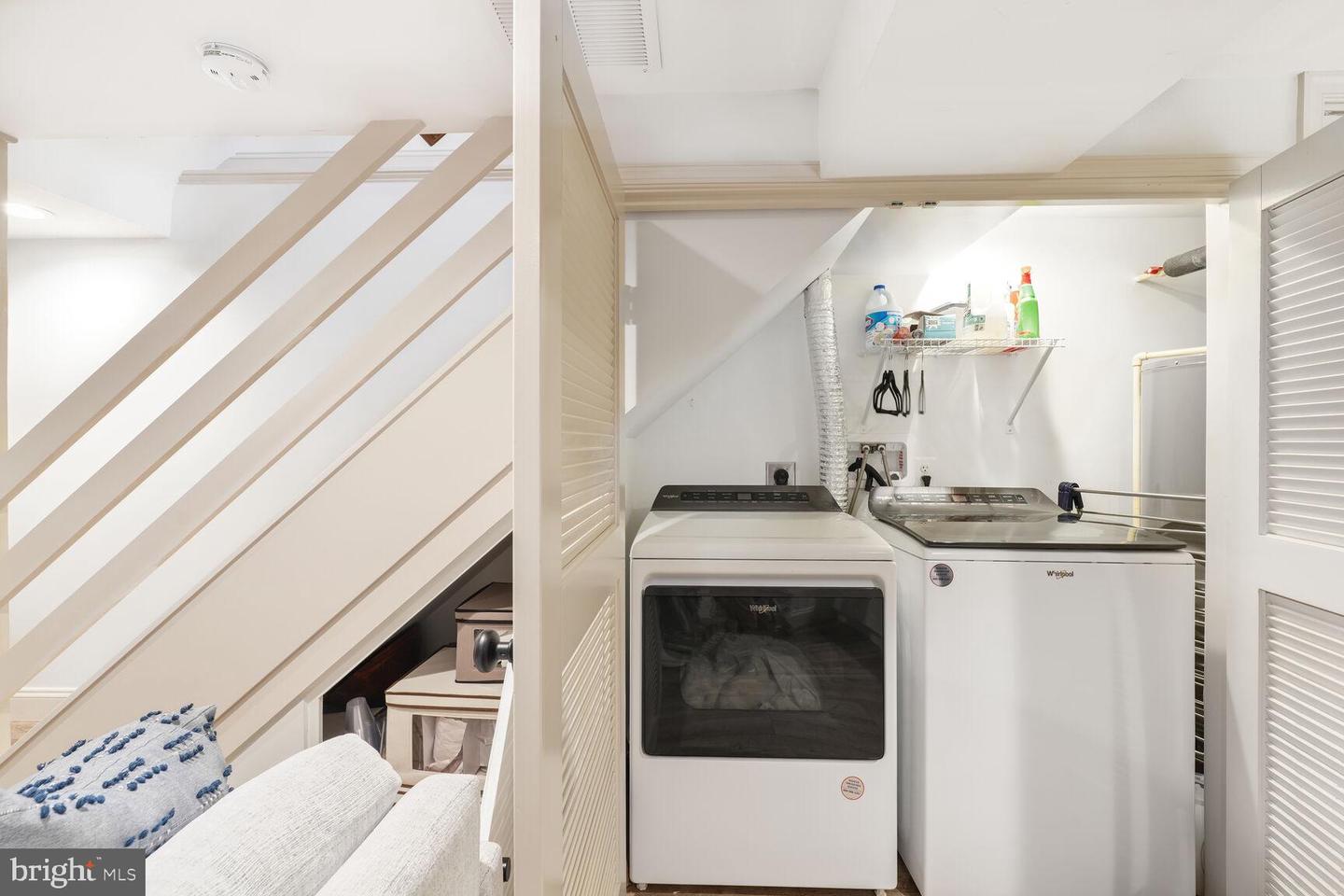 16 E MONROE AVE, ALEXANDRIA, Virginia 22301, 3 Bedrooms Bedrooms, ,2 BathroomsBathrooms,Residential,For sale,16 E MONROE AVE,VAAX2045530 MLS # VAAX2045530