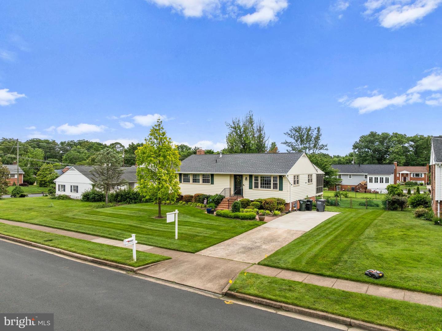 15007 CARLBERN DR, CENTREVILLE, Virginia 20120, 4 Bedrooms Bedrooms, ,3 BathroomsBathrooms,Residential,For sale,15007 CARLBERN DR,VAFX2242132 MLS # VAFX2242132