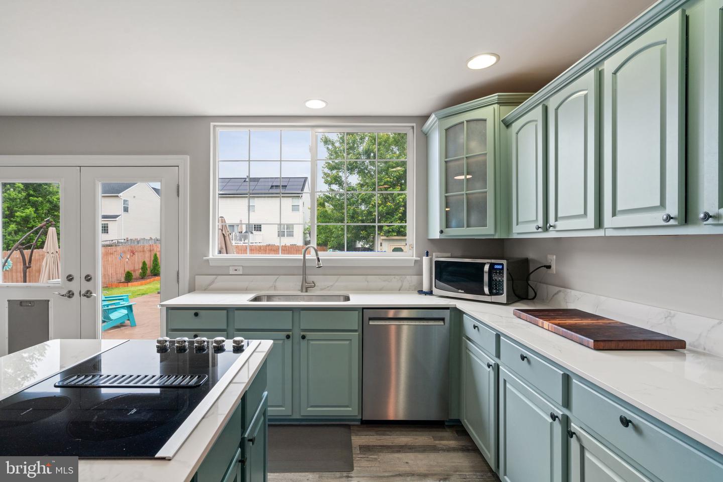 9235 STEPHANIE ST, MANASSAS PARK, Virginia 20111, 4 Bedrooms Bedrooms, ,3 BathroomsBathrooms,Residential,For sale,9235 STEPHANIE ST,VAMP2003048 MLS # VAMP2003048
