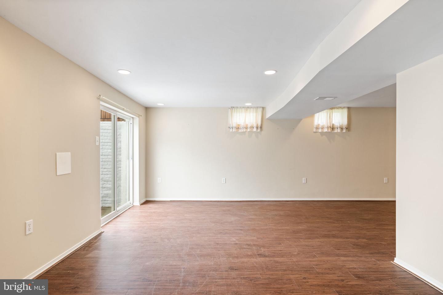9235 STEPHANIE ST, MANASSAS PARK, Virginia 20111, 4 Bedrooms Bedrooms, ,3 BathroomsBathrooms,Residential,For sale,9235 STEPHANIE ST,VAMP2003048 MLS # VAMP2003048