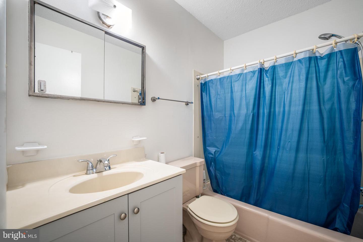 807 FULTON PL, WOODBRIDGE, Virginia 22191, 3 Bedrooms Bedrooms, ,2 BathroomsBathrooms,Residential,For sale,807 FULTON PL,VAPW2095188 MLS # VAPW2095188
