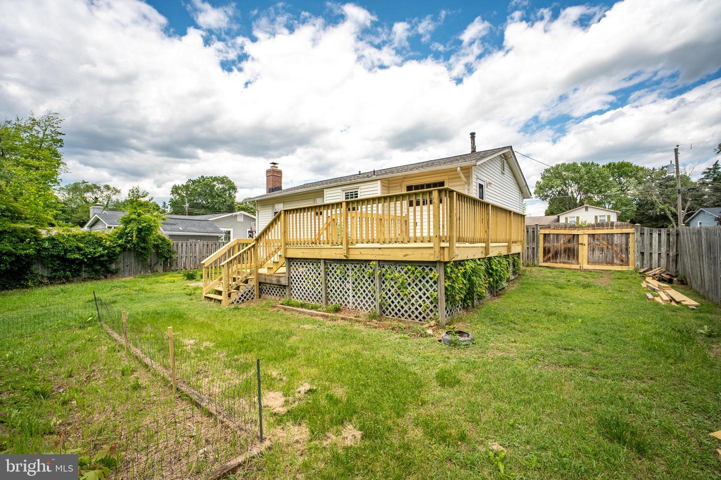 807 FULTON PL, WOODBRIDGE, Virginia 22191, 3 Bedrooms Bedrooms, ,2 BathroomsBathrooms,Residential,For sale,807 FULTON PL,VAPW2095188 MLS # VAPW2095188