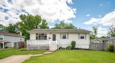 807 FULTON PL, WOODBRIDGE, Virginia 22191, 3 Bedrooms Bedrooms, ,2 BathroomsBathrooms,Residential,For sale,807 FULTON PL,VAPW2095188 MLS # VAPW2095188