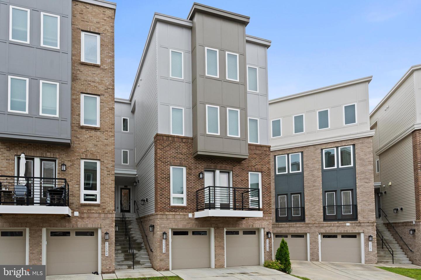 15590 GRADE LINE PL, WOODBRIDGE, Virginia 22191, 3 Bedrooms Bedrooms, ,2 BathroomsBathrooms,Residential,For sale,15590 GRADE LINE PL,VAPW2095206 MLS # VAPW2095206