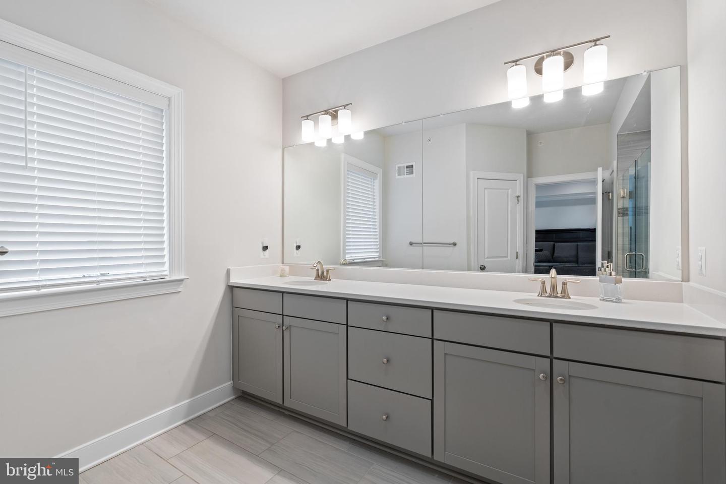 15590 GRADE LINE PL, WOODBRIDGE, Virginia 22191, 3 Bedrooms Bedrooms, ,2 BathroomsBathrooms,Residential,For sale,15590 GRADE LINE PL,VAPW2095206 MLS # VAPW2095206