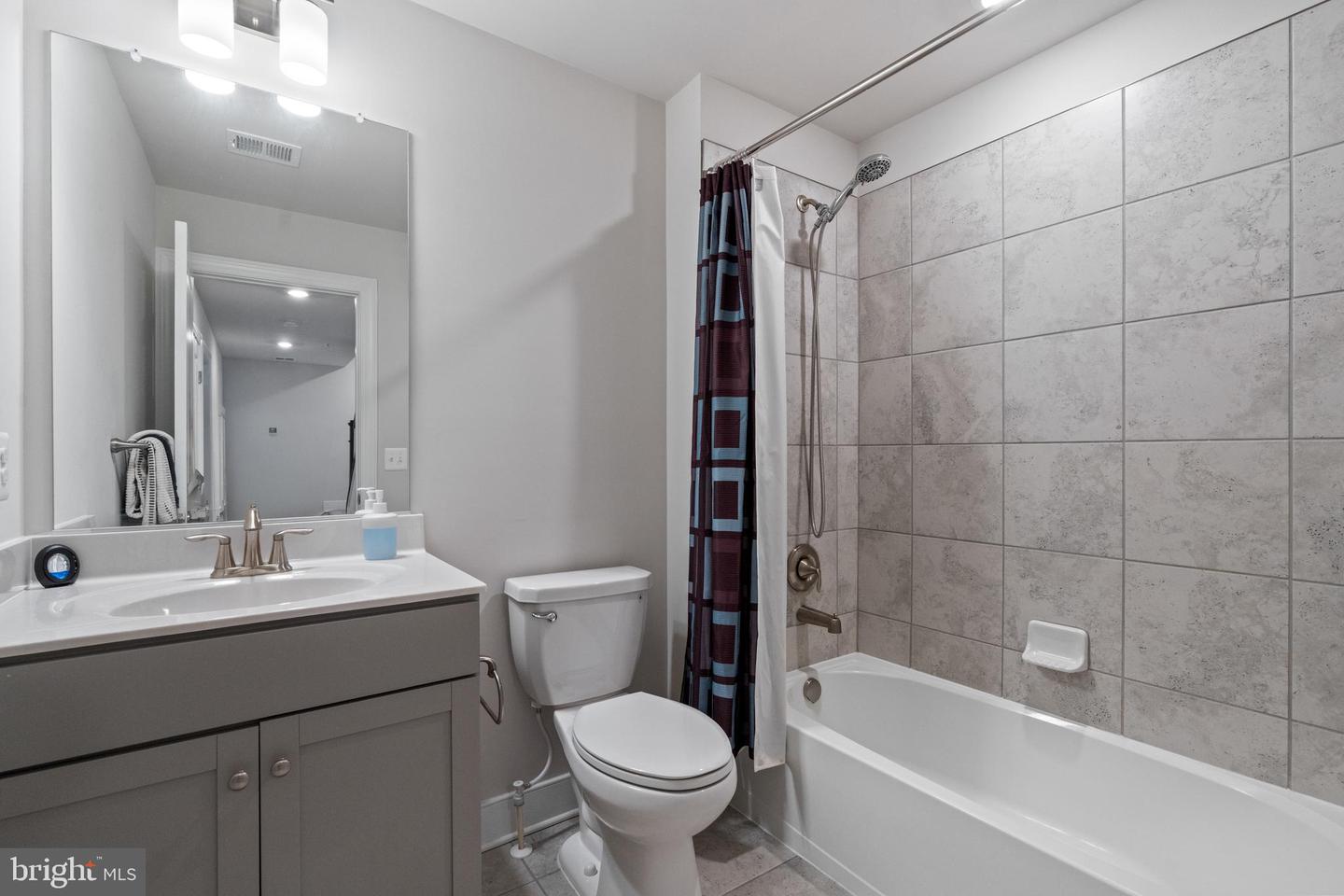 15590 GRADE LINE PL, WOODBRIDGE, Virginia 22191, 3 Bedrooms Bedrooms, ,2 BathroomsBathrooms,Residential,For sale,15590 GRADE LINE PL,VAPW2095206 MLS # VAPW2095206