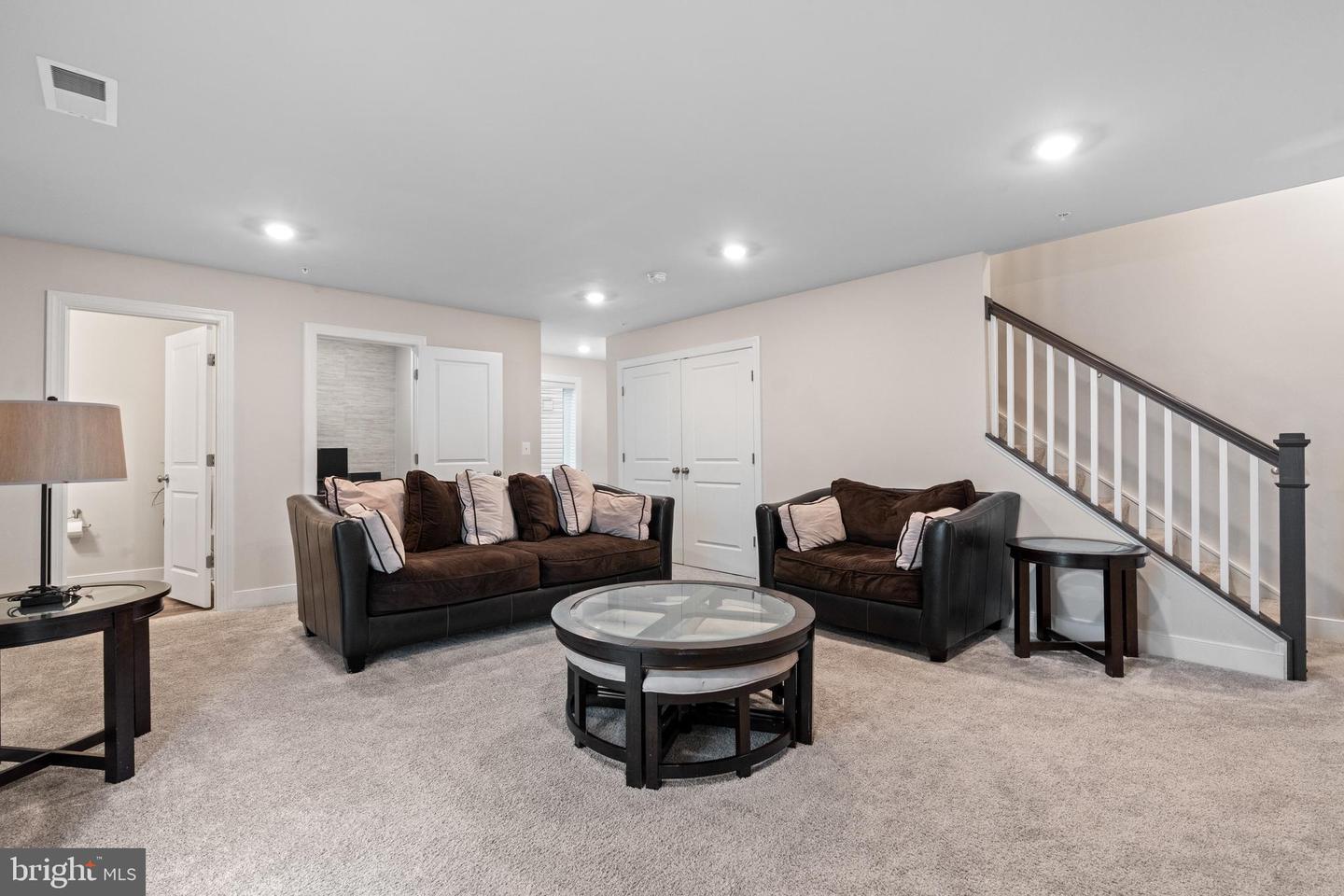 15590 GRADE LINE PL, WOODBRIDGE, Virginia 22191, 3 Bedrooms Bedrooms, ,2 BathroomsBathrooms,Residential,For sale,15590 GRADE LINE PL,VAPW2095206 MLS # VAPW2095206
