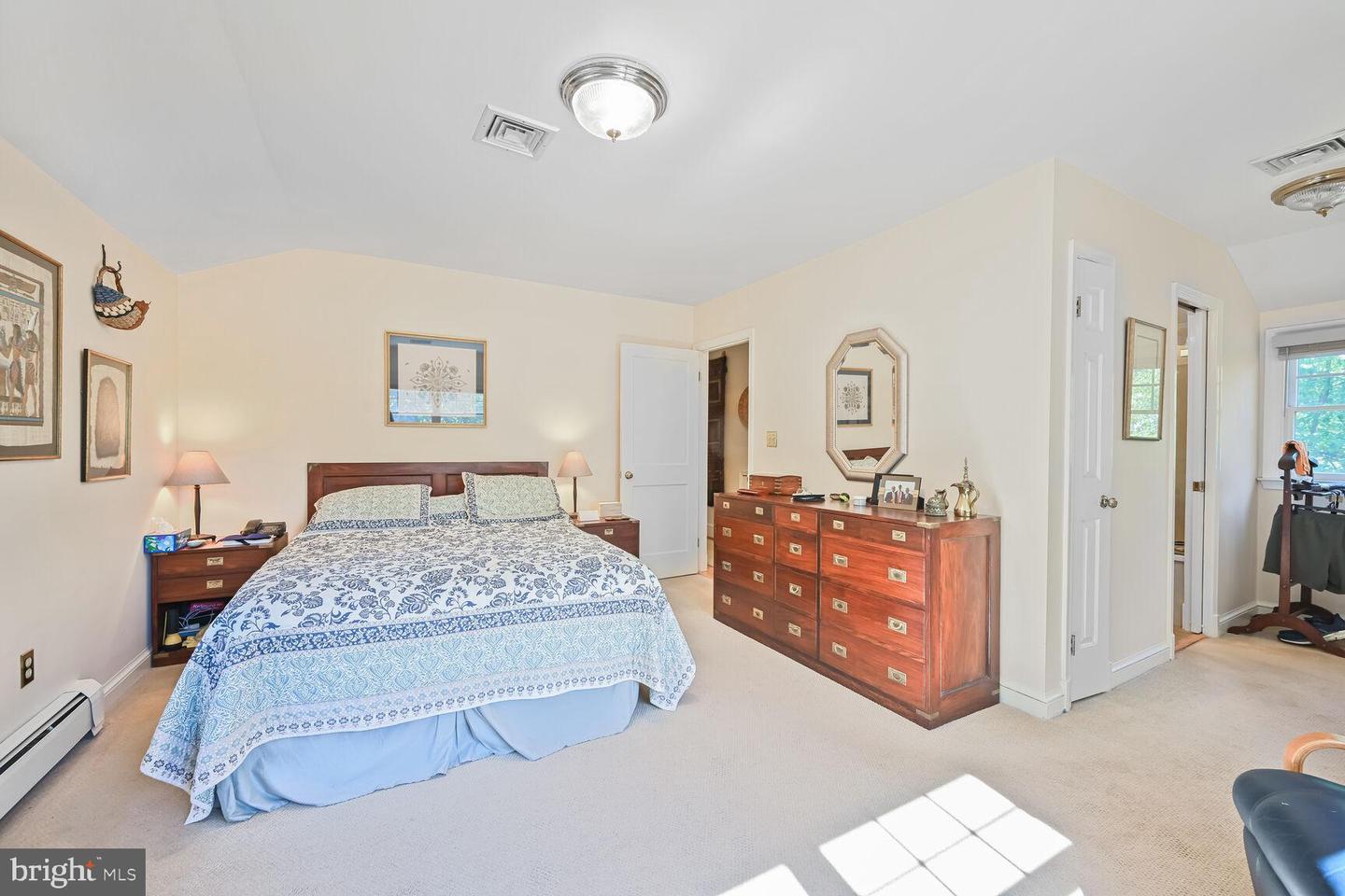 6121 32ND ST NW, WASHINGTON, District Of Columbia 20015, 4 Bedrooms Bedrooms, ,2 BathroomsBathrooms,Residential,For sale,6121 32ND ST NW,DCDC2201258 MLS # DCDC2201258