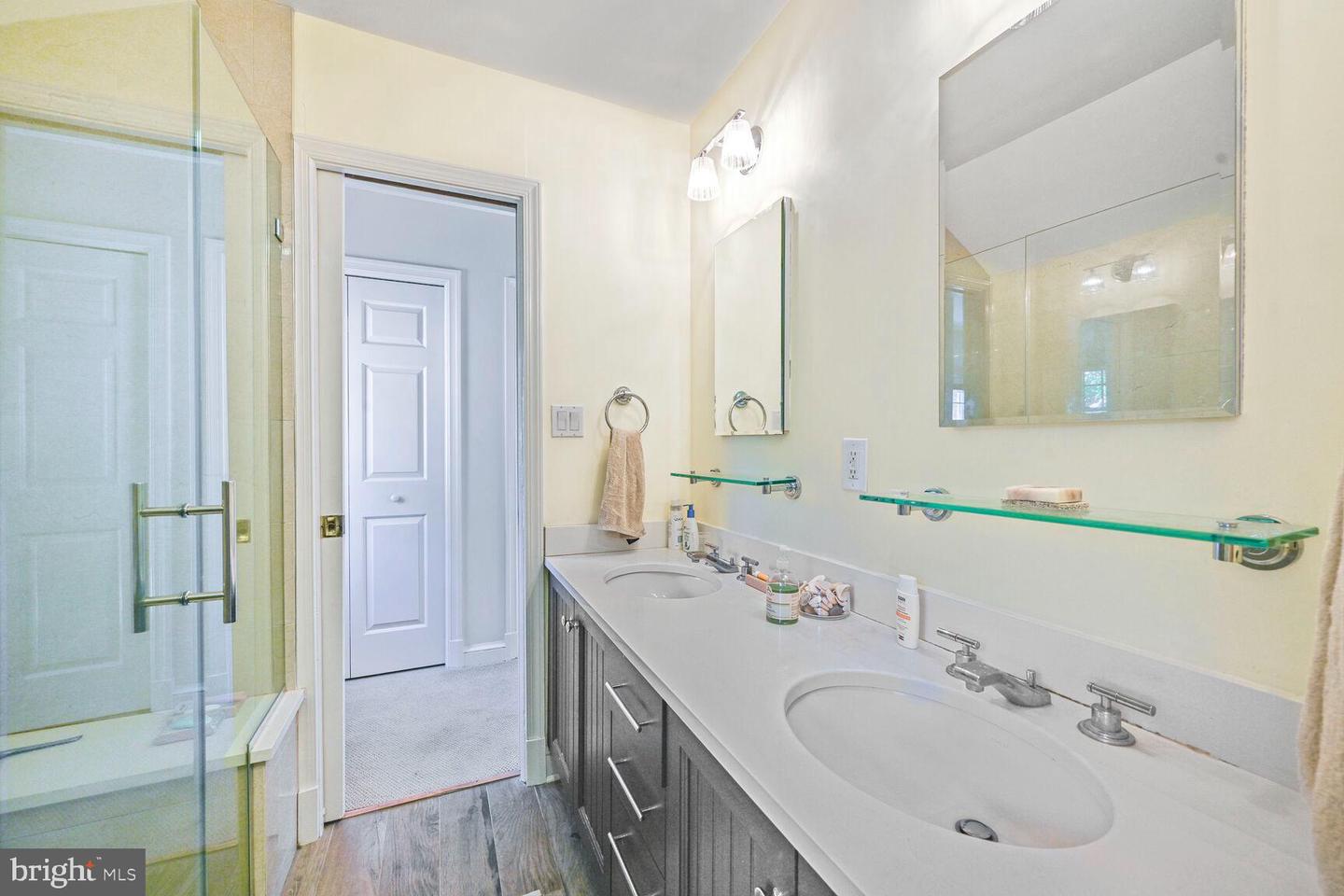6121 32ND ST NW, WASHINGTON, District Of Columbia 20015, 4 Bedrooms Bedrooms, ,2 BathroomsBathrooms,Residential,For sale,6121 32ND ST NW,DCDC2201258 MLS # DCDC2201258