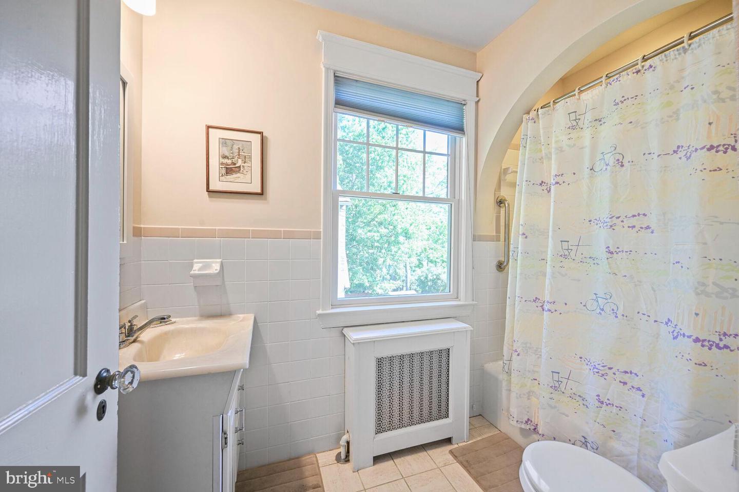 6121 32ND ST NW, WASHINGTON, District Of Columbia 20015, 4 Bedrooms Bedrooms, ,2 BathroomsBathrooms,Residential,For sale,6121 32ND ST NW,DCDC2201258 MLS # DCDC2201258