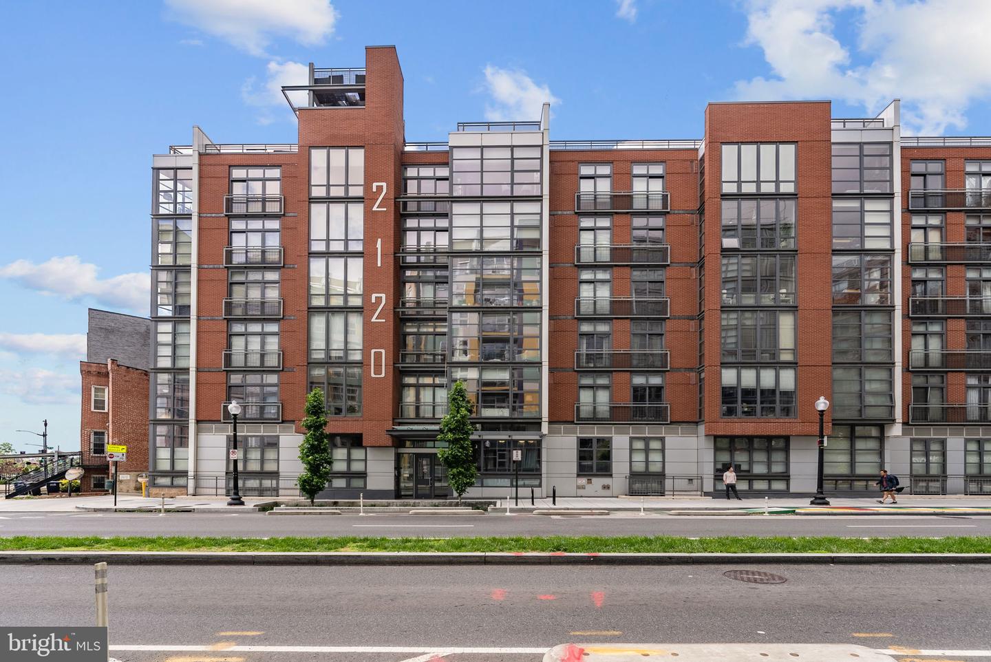 2120 VERMONT AVE NW #411, WASHINGTON, District Of Columbia 20001, 1 Bedroom Bedrooms, ,1 BathroomBathrooms,Residential,For sale,2120 VERMONT AVE NW #411,DCDC2201290 MLS # DCDC2201290