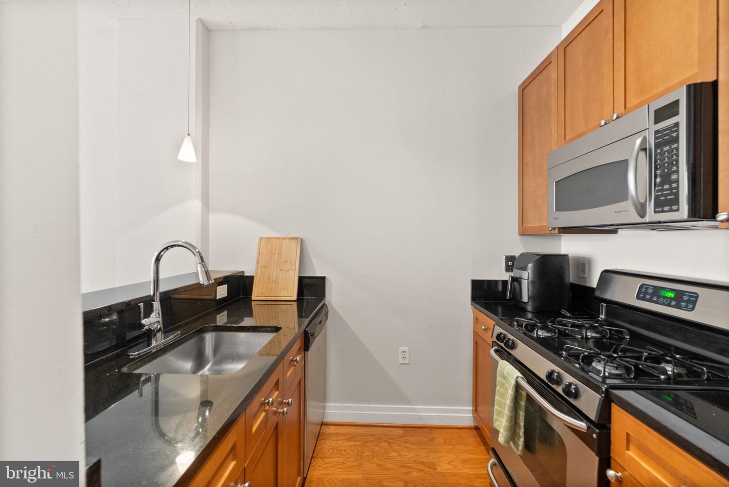 2120 VERMONT AVE NW #411, WASHINGTON, District Of Columbia 20001, 1 Bedroom Bedrooms, ,1 BathroomBathrooms,Residential,For sale,2120 VERMONT AVE NW #411,DCDC2201290 MLS # DCDC2201290