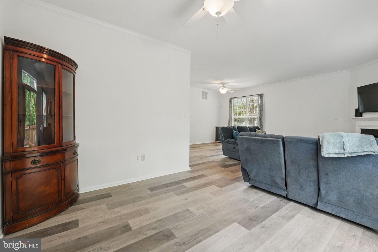 6305 THIN LEAF PL, WOODBRIDGE, Virginia 22193, 3 Bedrooms Bedrooms, ,3 BathroomsBathrooms,Residential,For sale,6305 THIN LEAF PL,VAPW2095018 MLS # VAPW2095018