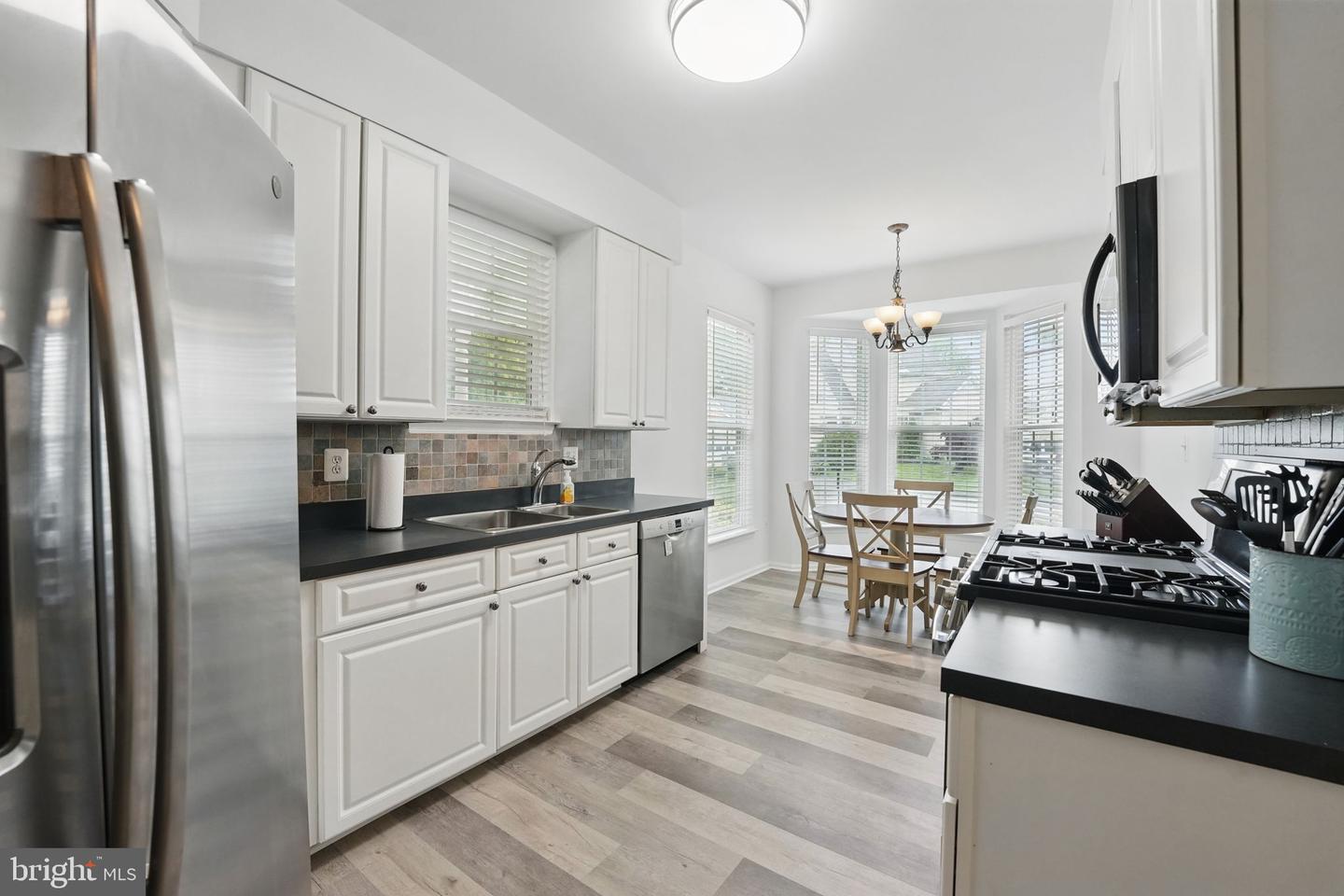 6305 THIN LEAF PL, WOODBRIDGE, Virginia 22193, 3 Bedrooms Bedrooms, ,3 BathroomsBathrooms,Residential,For sale,6305 THIN LEAF PL,VAPW2095018 MLS # VAPW2095018