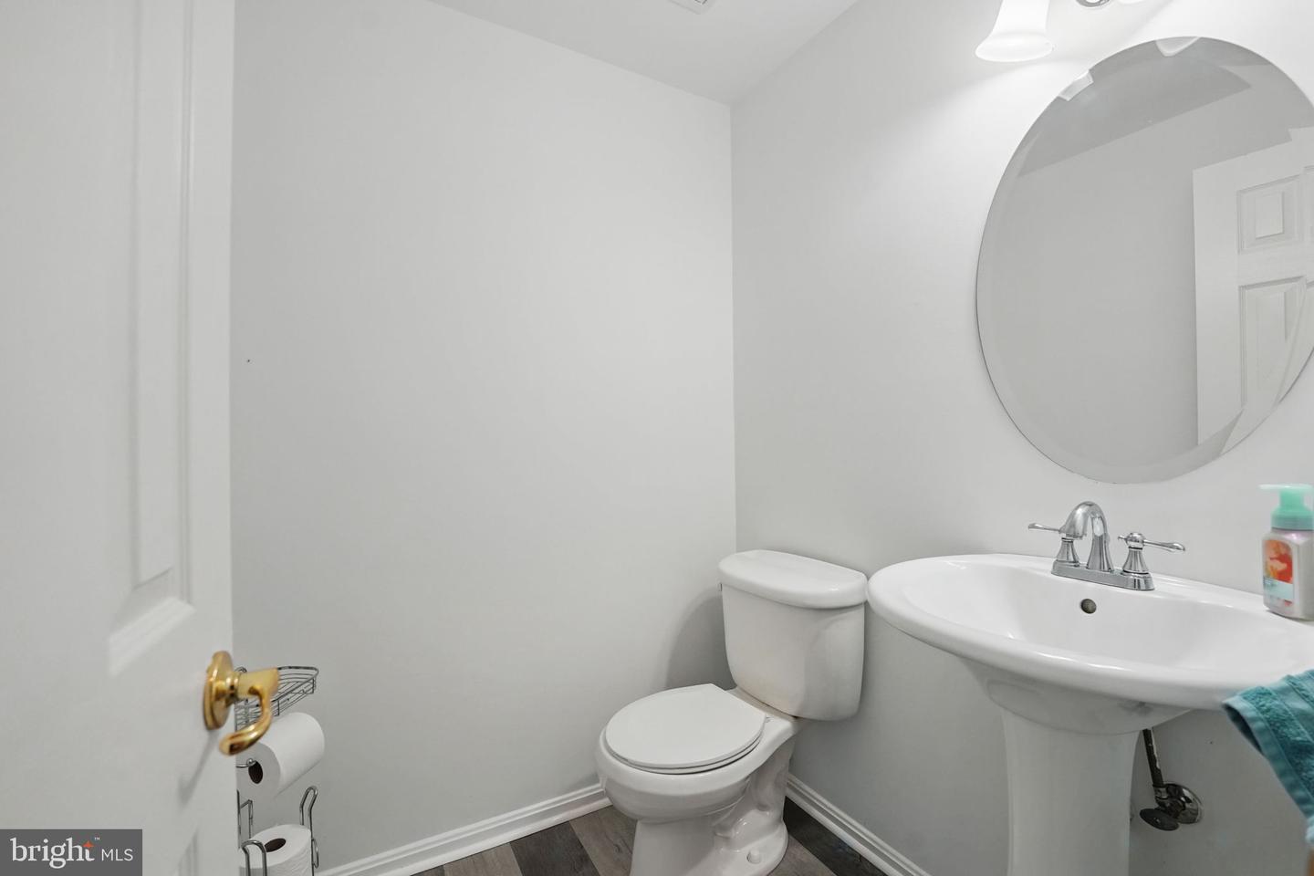 6305 THIN LEAF PL, WOODBRIDGE, Virginia 22193, 3 Bedrooms Bedrooms, ,3 BathroomsBathrooms,Residential,For sale,6305 THIN LEAF PL,VAPW2095018 MLS # VAPW2095018