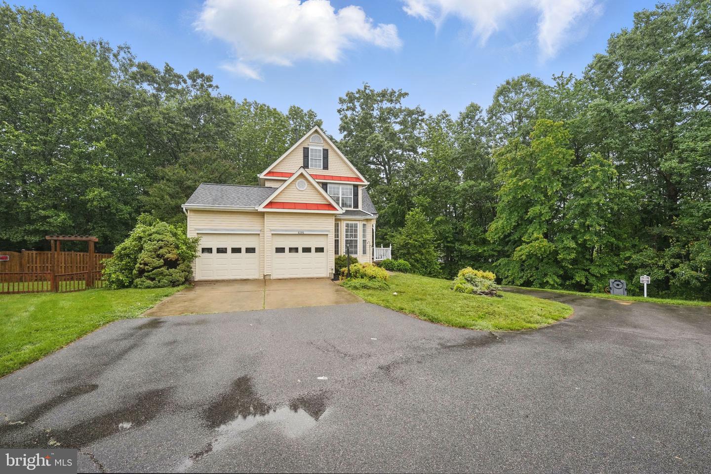 6305 THIN LEAF PL, WOODBRIDGE, Virginia 22193, 3 Bedrooms Bedrooms, ,3 BathroomsBathrooms,Residential,For sale,6305 THIN LEAF PL,VAPW2095018 MLS # VAPW2095018