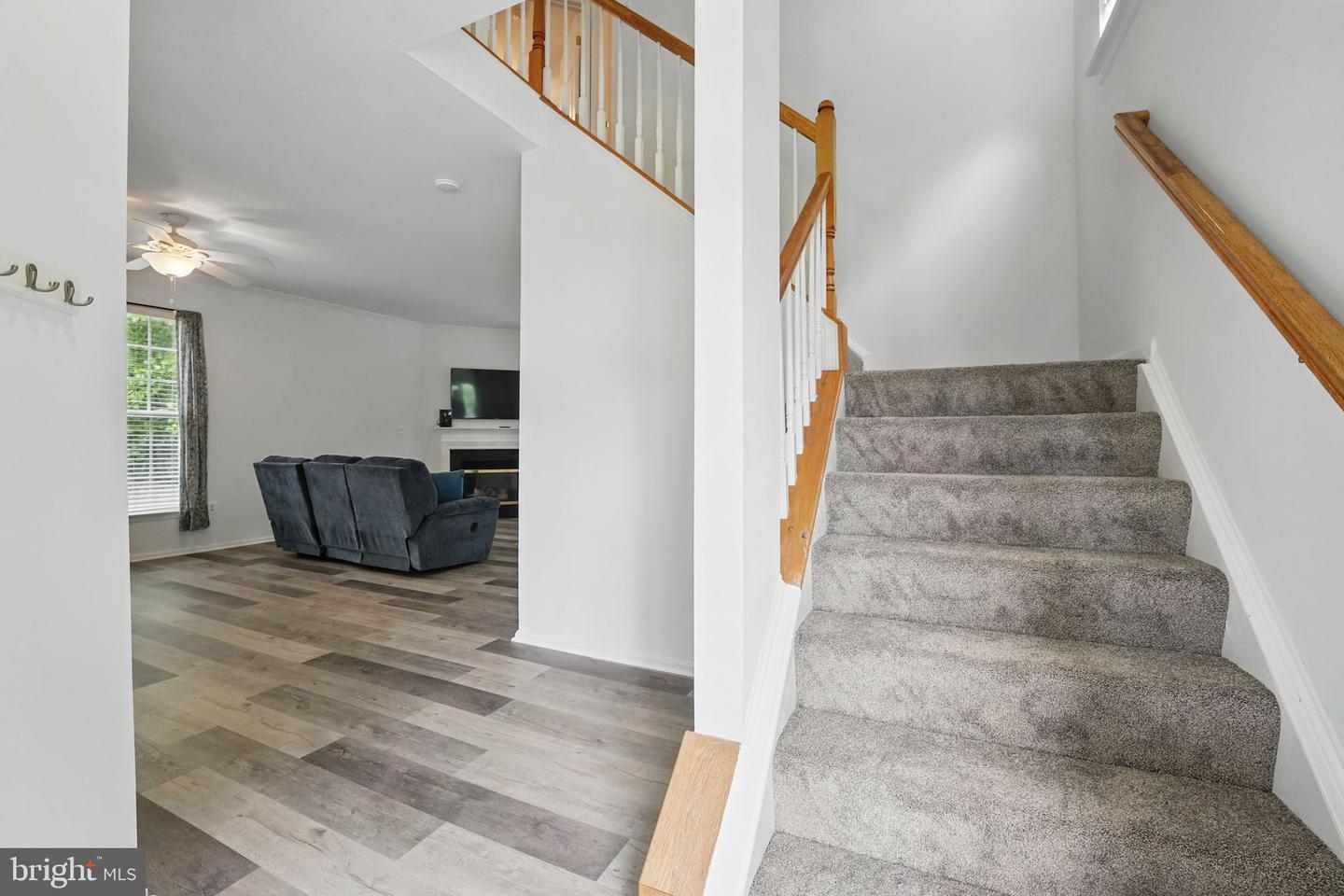 6305 THIN LEAF PL, WOODBRIDGE, Virginia 22193, 3 Bedrooms Bedrooms, ,3 BathroomsBathrooms,Residential,For sale,6305 THIN LEAF PL,VAPW2095018 MLS # VAPW2095018