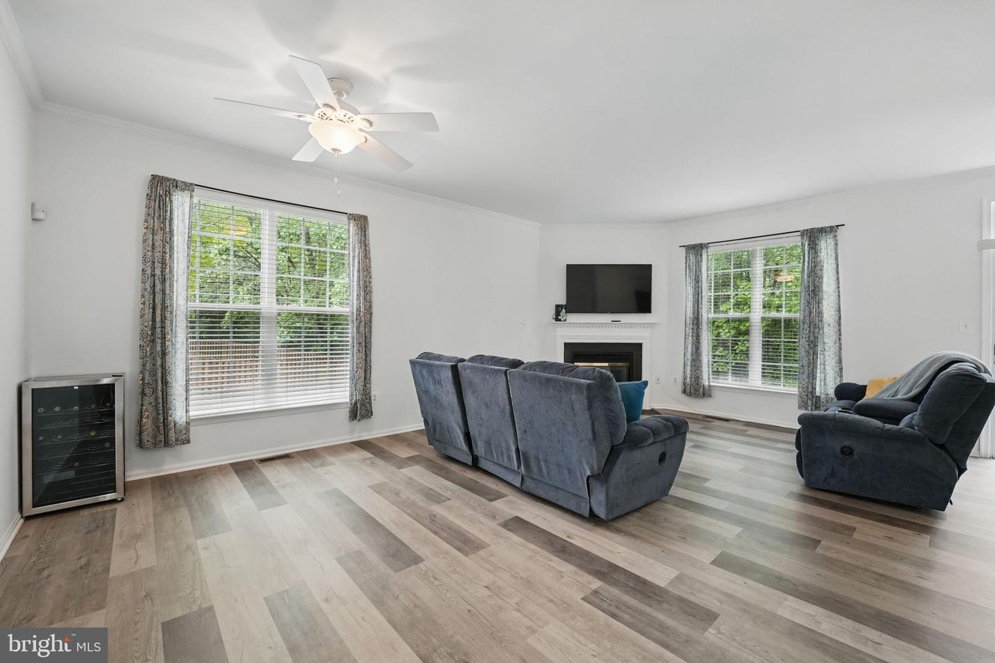 6305 THIN LEAF PL, WOODBRIDGE, Virginia 22193, 3 Bedrooms Bedrooms, ,3 BathroomsBathrooms,Residential,For sale,6305 THIN LEAF PL,VAPW2095018 MLS # VAPW2095018