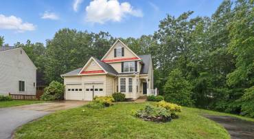 6305 THIN LEAF PL, WOODBRIDGE, Virginia 22193, 3 Bedrooms Bedrooms, ,3 BathroomsBathrooms,Residential,For sale,6305 THIN LEAF PL,VAPW2095018 MLS # VAPW2095018