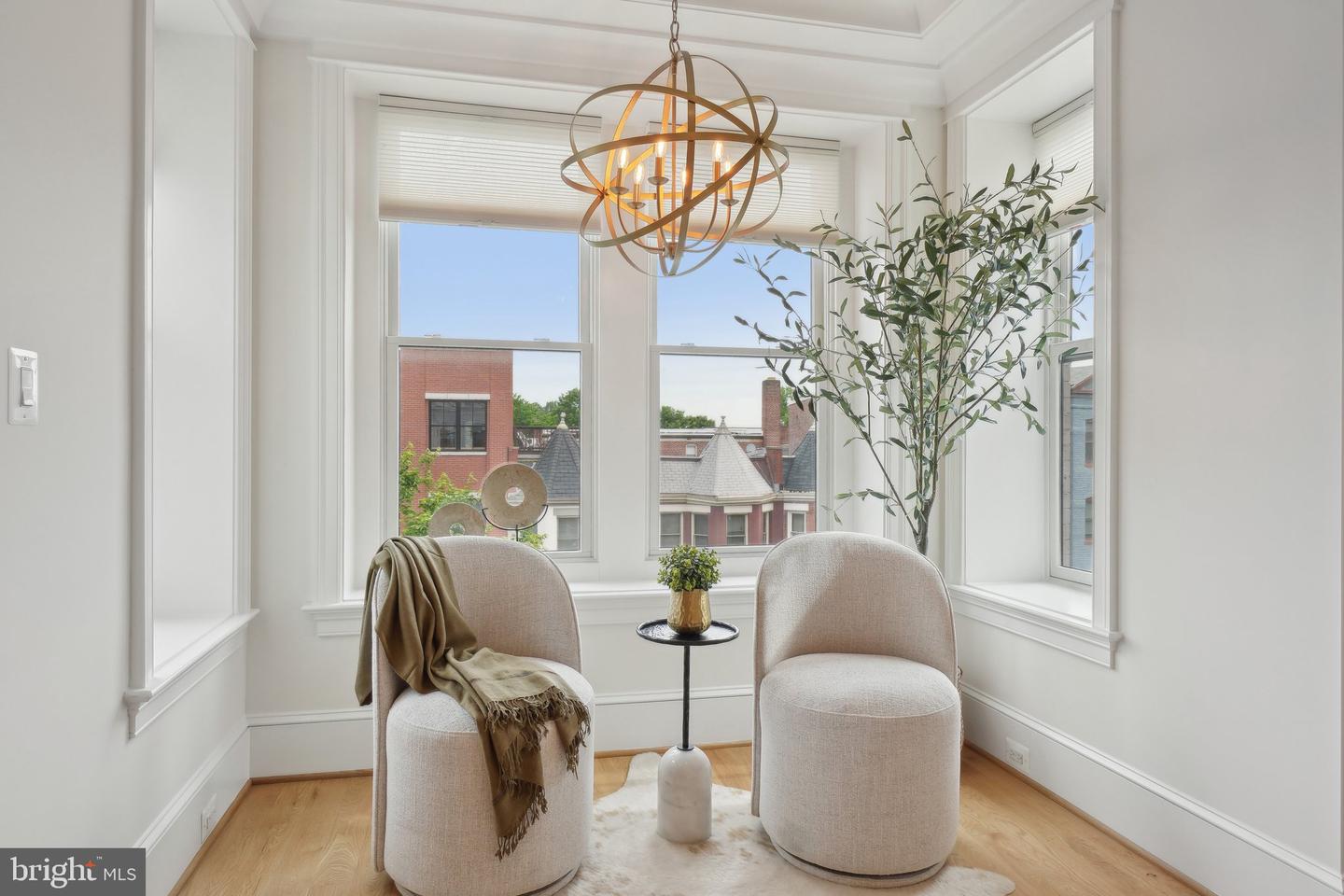 408 M ST NW #4, WASHINGTON, District Of Columbia 20001, 2 Bedrooms Bedrooms, ,2 BathroomsBathrooms,Residential,For sale,408 M ST NW #4,DCDC2201674 MLS # DCDC2201674