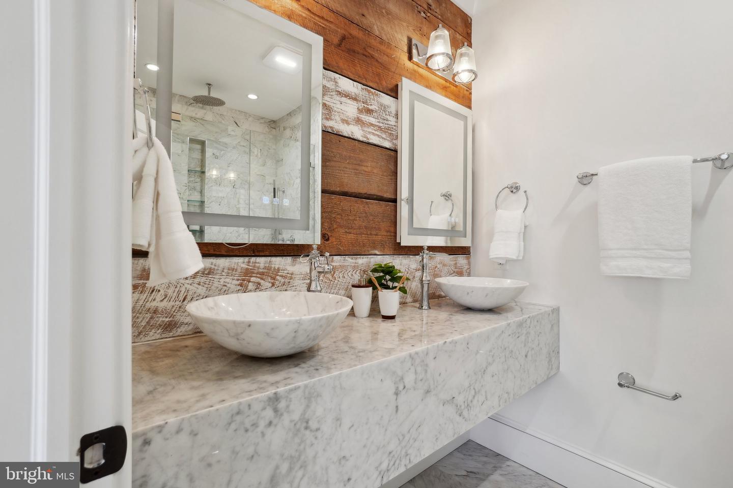 408 M ST NW #4, WASHINGTON, District Of Columbia 20001, 2 Bedrooms Bedrooms, ,2 BathroomsBathrooms,Residential,For sale,408 M ST NW #4,DCDC2201674 MLS # DCDC2201674