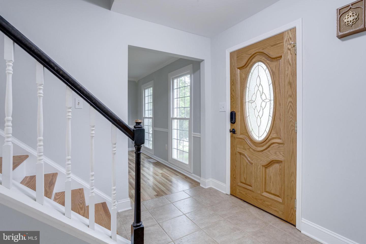 9302 LUNDY CT, BURKE, Virginia 22015, 5 Bedrooms Bedrooms, ,3 BathroomsBathrooms,Residential,For sale,9302 LUNDY CT,VAFX2242260 MLS # VAFX2242260
