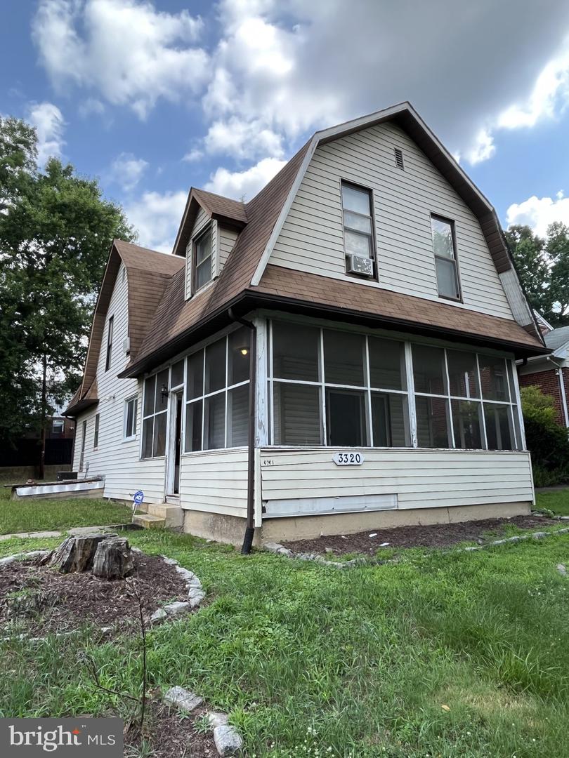 3320 M ST SE, WASHINGTON, District Of Columbia 20019, 3 Bedrooms Bedrooms, ,1 BathroomBathrooms,Residential,For sale,3320 M ST SE,DCDC2141810 MLS # DCDC2141810
