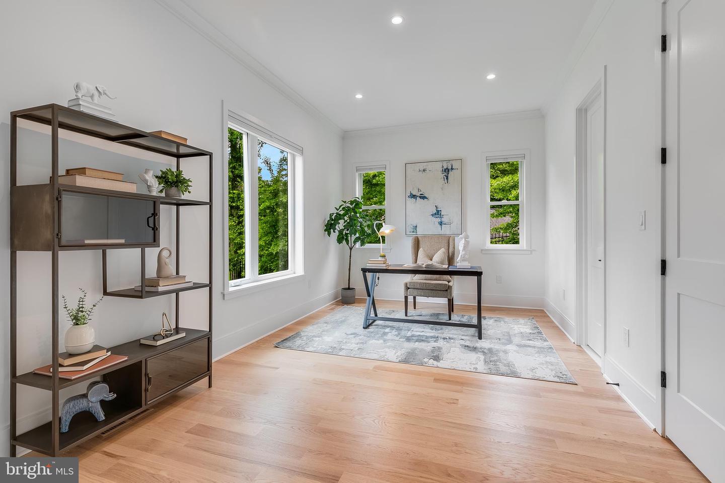 5914 WOODLEY RD, MCLEAN, Virginia 22101, 6 Bedrooms Bedrooms, ,6 BathroomsBathrooms,Residential,For sale,5914 WOODLEY RD,VAFX2223236 MLS # VAFX2223236