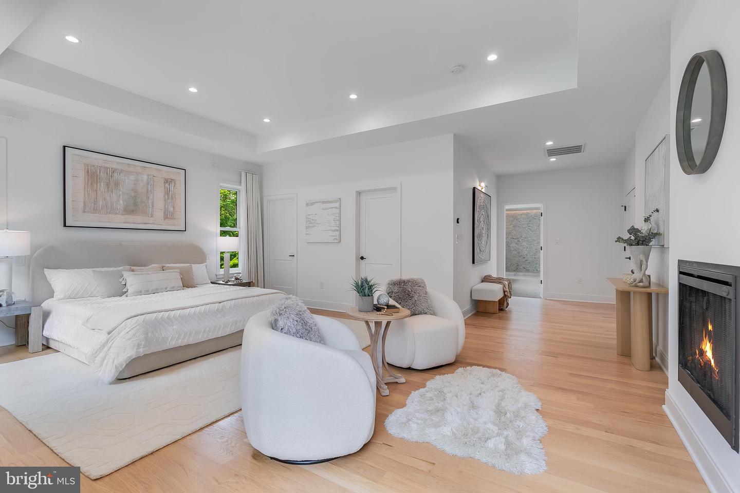 5914 WOODLEY RD, MCLEAN, Virginia 22101, 6 Bedrooms Bedrooms, ,6 BathroomsBathrooms,Residential,For sale,5914 WOODLEY RD,VAFX2223236 MLS # VAFX2223236