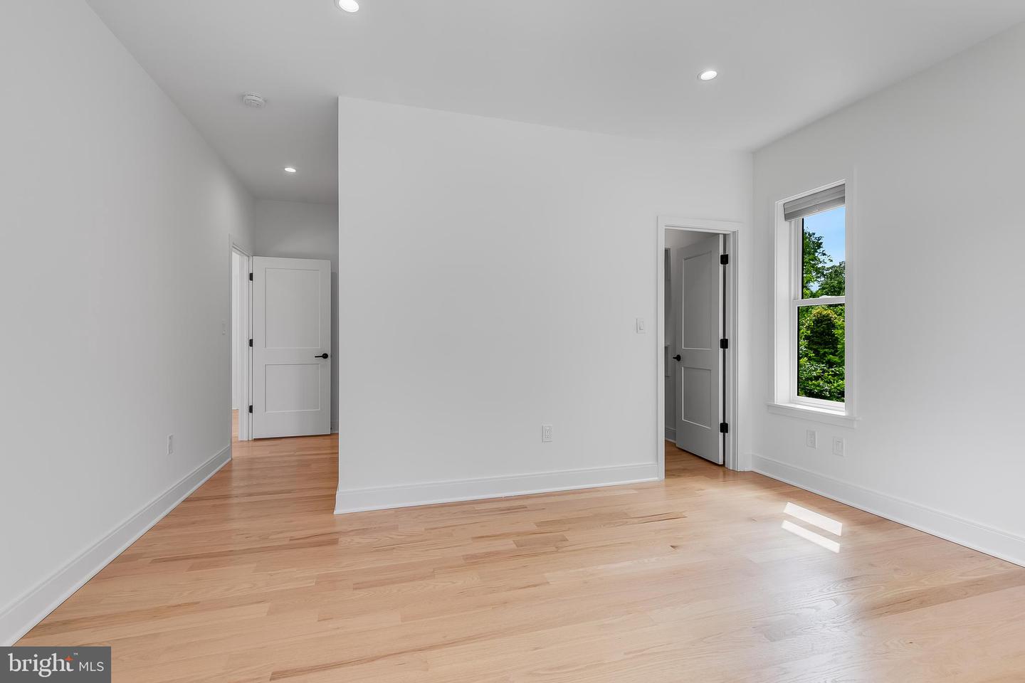 5914 WOODLEY RD, MCLEAN, Virginia 22101, 6 Bedrooms Bedrooms, ,6 BathroomsBathrooms,Residential,For sale,5914 WOODLEY RD,VAFX2223236 MLS # VAFX2223236