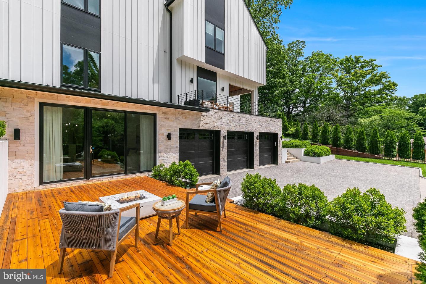 5914 WOODLEY RD, MCLEAN, Virginia 22101, 6 Bedrooms Bedrooms, ,6 BathroomsBathrooms,Residential,For sale,5914 WOODLEY RD,VAFX2223236 MLS # VAFX2223236