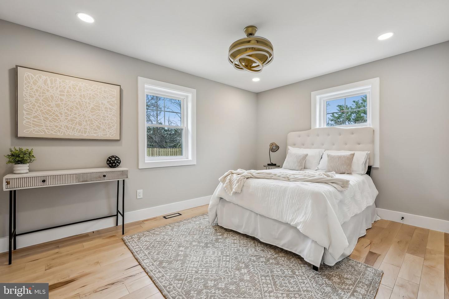 820 WALKER RD, GREAT FALLS, Virginia 22066, 5 Bedrooms Bedrooms, ,4 BathroomsBathrooms,Residential,For sale,820 WALKER RD,VAFX2225654 MLS # VAFX2225654