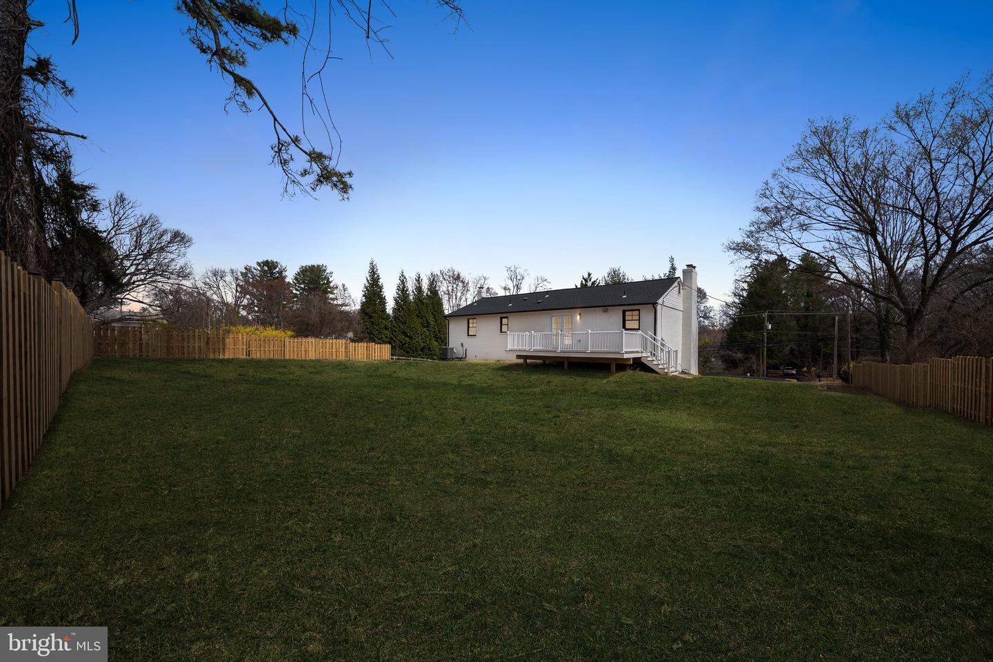 820 WALKER RD, GREAT FALLS, Virginia 22066, 5 Bedrooms Bedrooms, ,4 BathroomsBathrooms,Residential,For sale,820 WALKER RD,VAFX2225654 MLS # VAFX2225654