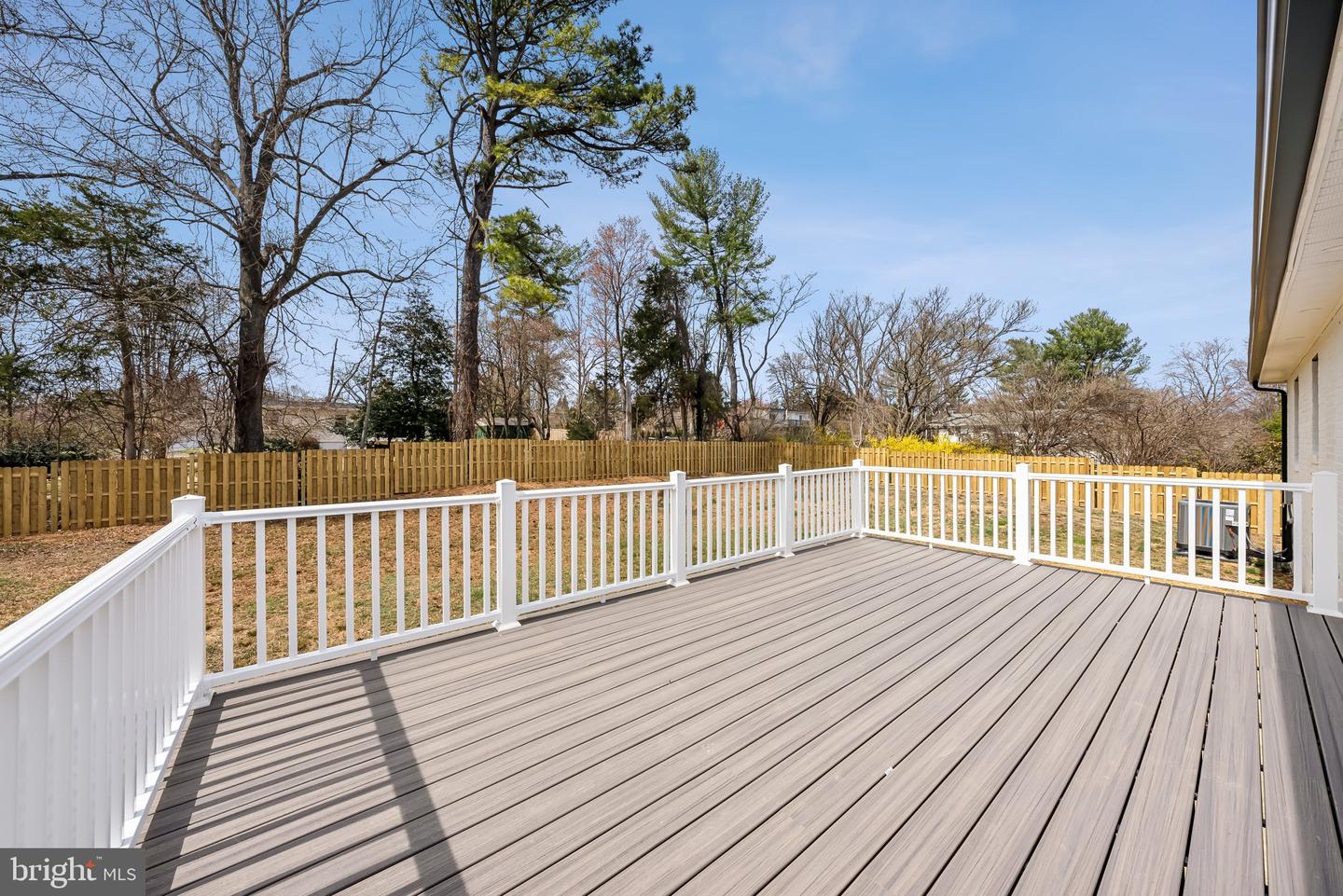 820 WALKER RD, GREAT FALLS, Virginia 22066, 5 Bedrooms Bedrooms, ,4 BathroomsBathrooms,Residential,For sale,820 WALKER RD,VAFX2225654 MLS # VAFX2225654