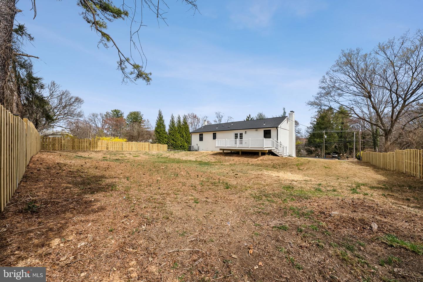 820 WALKER RD, GREAT FALLS, Virginia 22066, 5 Bedrooms Bedrooms, ,4 BathroomsBathrooms,Residential,For sale,820 WALKER RD,VAFX2225654 MLS # VAFX2225654