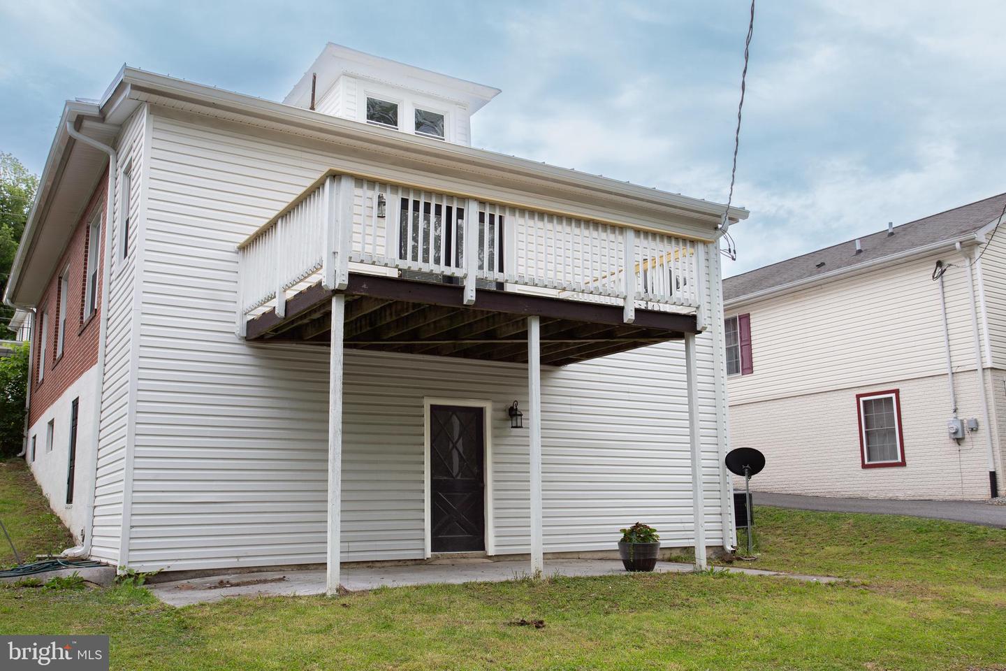 471 N MASSANUTTEN ST, STRASBURG, Virginia 22657, 3 Bedrooms Bedrooms, ,2 BathroomsBathrooms,Residential,For sale,471 N MASSANUTTEN ST,VASH2010968 MLS # VASH2010968
