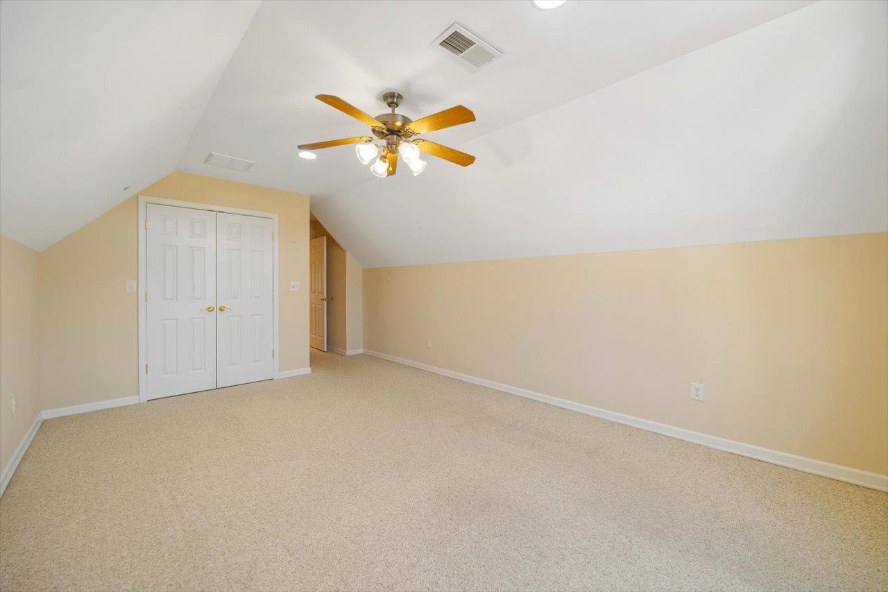 102 SHAWN CIR, STAUNTON, Virginia 24401, 4 Bedrooms Bedrooms, ,4 BathroomsBathrooms,Residential,102 SHAWN CIR,661094 MLS # 661094