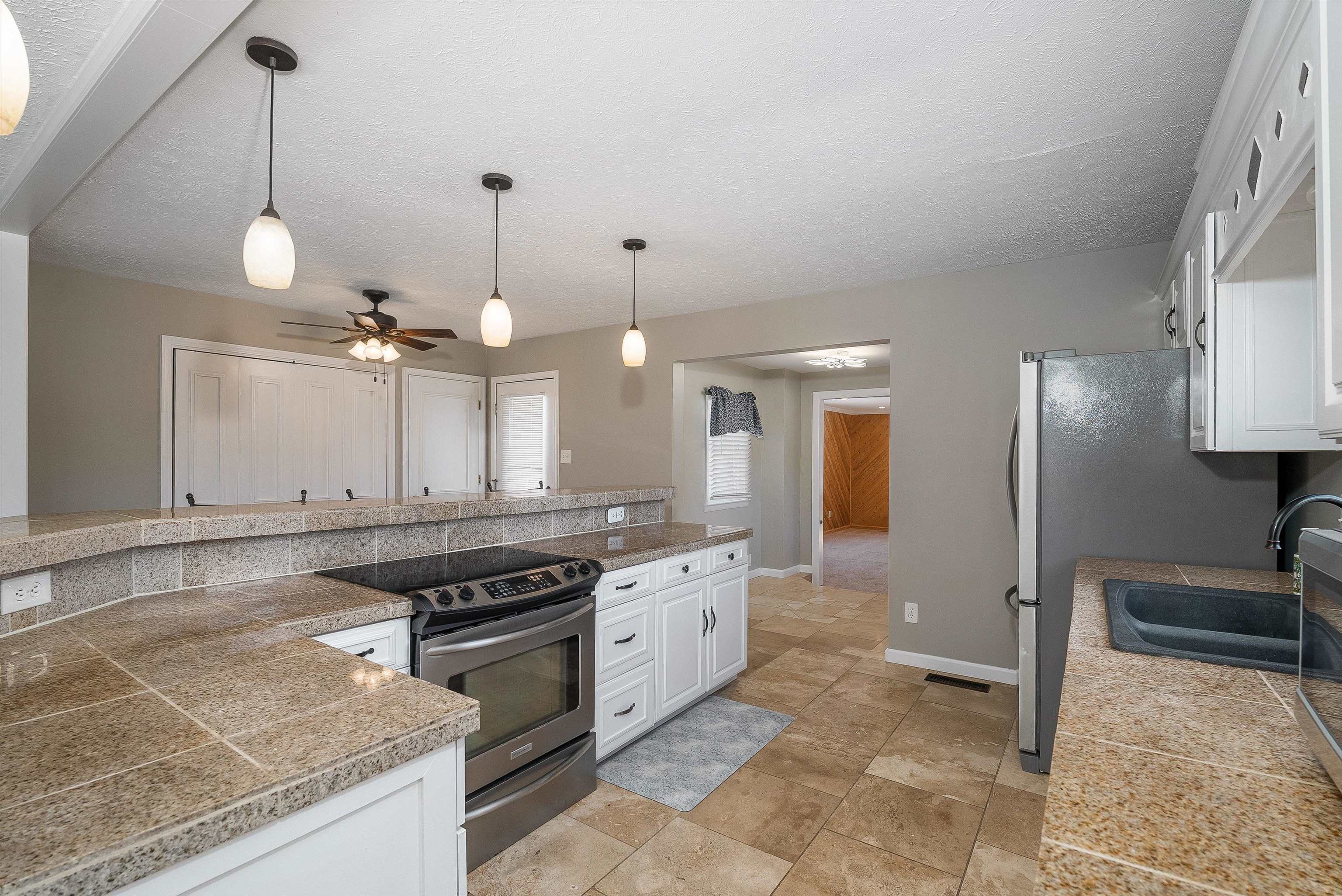 3002 RESORT DR, MCGAHEYSVILLE, Virginia 22840, 4 Bedrooms Bedrooms, ,2 BathroomsBathrooms,Residential,3002 RESORT DR,661481 MLS # 661481