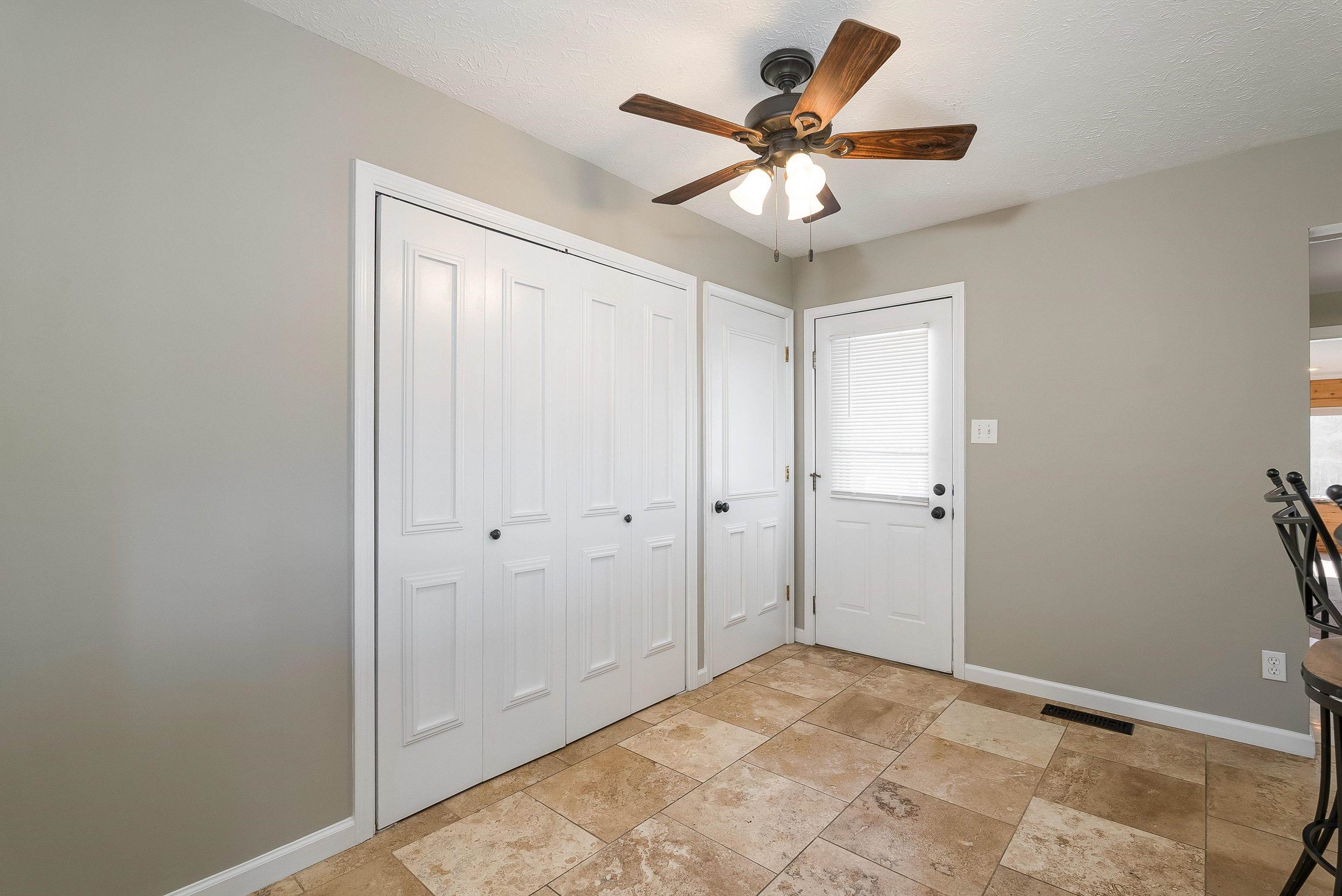 3002 RESORT DR, MCGAHEYSVILLE, Virginia 22840, 4 Bedrooms Bedrooms, ,2 BathroomsBathrooms,Residential,3002 RESORT DR,661481 MLS # 661481
