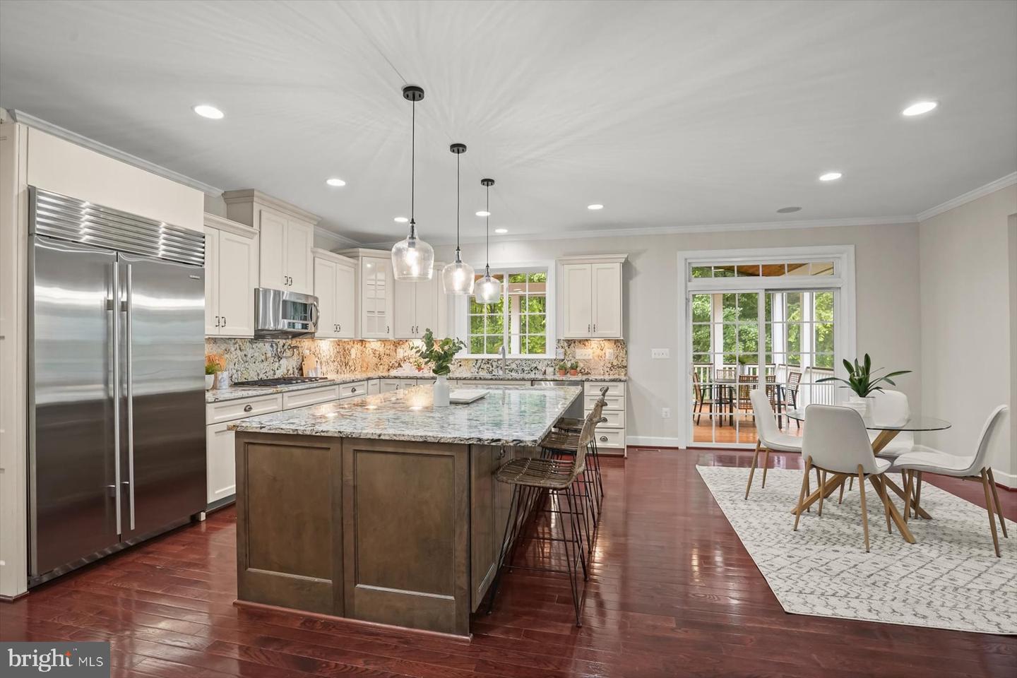 1302 SCOTTS RUN RD, MCLEAN, Virginia 22102, 7 Bedrooms Bedrooms, ,6 BathroomsBathrooms,Residential,For sale,1302 SCOTTS RUN RD,VAFX2230378 MLS # VAFX2230378